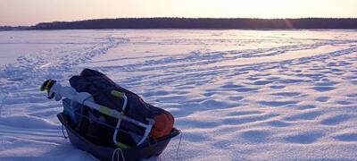В тайге на севере Карелии спасли замерзавших рыбаков
