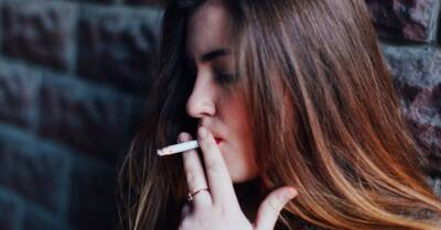 Ни до 18, ни после: в Новой Зеландии хотят запретить продавать табак всем родившимся после 2008 года