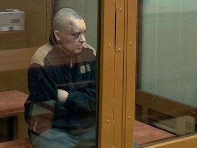 Суд отправил в СИЗО москвича, который устроил стрельбу в МФЦ