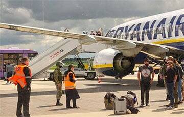 Станислав Жарын - Польские власти подтвердили новые факты о захвате белорусским режимом самолета Ryanair - charter97.org - New York - Белоруссия - Польша - Вильнюс - Минск