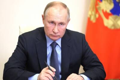 Путин призвал обсудить закон об иноагентах с профессиональным сообществом