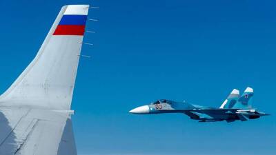 Истребители РФ сопроводили пять военных самолетов США и Франции над Черным морем