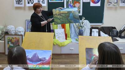 ФОТОФАКТ: Более 30 дипломов международных конкурсов получили в этом году учащиеся школы искусств в Горках