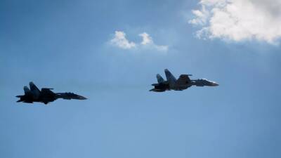 Российские истребители сопроводили самолёты ВВС США и Франции над Чёрным морем