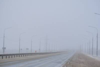 Водителей предупредили о тумане и мокром снега в Волгоградской области
