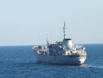 Киев отрабатывает провокационные задания НАТО – корабль ВМС Украины в Керченском проливе