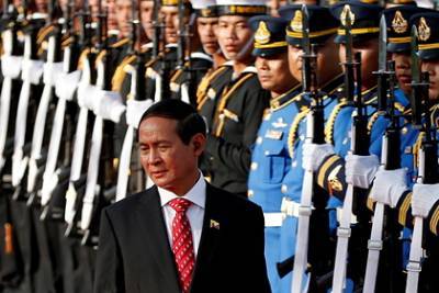 В Мьянме задержали президента и начали военный переворот