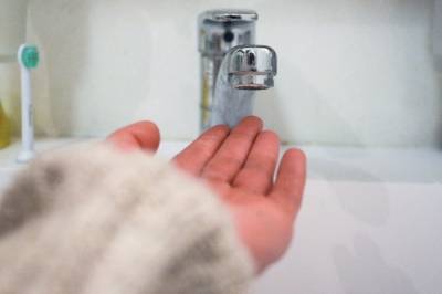Несколько десятков жителей Красноярска отравились питьевой водой