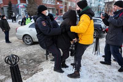 Источник: в Челябинской области на акции протеста задержали 177 человек