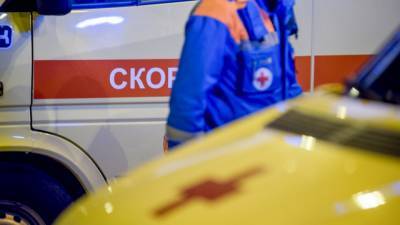 Два человека стали жертвами ДТП с грузовиком в Москве