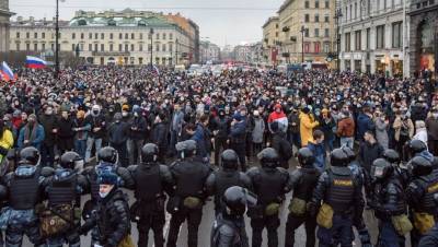 "Всё пошло не так": ради чего протестуют в России и что будет дальше