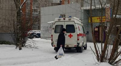 Истекала кровью на дороге: под Ярославлем насмерть сбили женщину