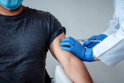 Украина получит вакцину от коронавируса через две недели