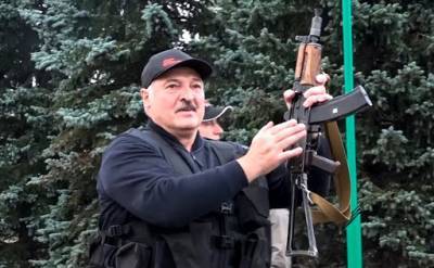 Лукашенко: Страну нужно защищать более основательно