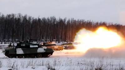 В Подмосковье прошли учения подразделений гвардейской танковой армии ЗВО
