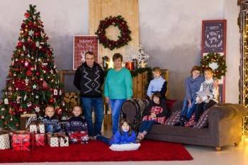 В Вологодской области у семьи забрали шестерых детей