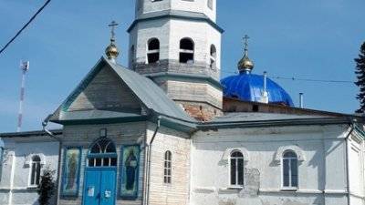 В Свердловской области разваливается храм, в котором крестили первого президента РФ