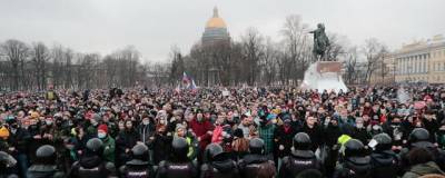 Число арестованных участников незаконной акции в Петербурге выросло до 50 человек