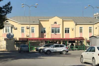Электронная почта посольства РФ в Туркменистане не выдержала нагрузки. Теперь подать заявление на вывоз можно только лично
