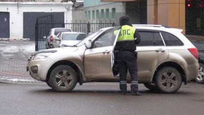 Правила дорожного движения в Липецкой области нарушают и пешеходы, и водители