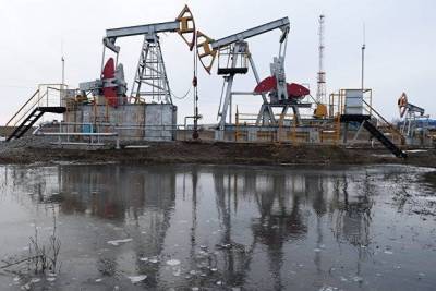 Средняя за январь цена Urals упала почти на 12% в годовом выражении