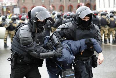 Украина требует ввести санкции против РФ из-за подавления протестов