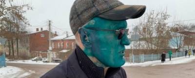 Бывшего мэра Боровичей облили зеленкой в Новгородской области