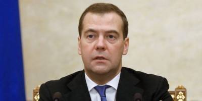 Медведев: Националистические круги влияют на ситуацию внутри Украины