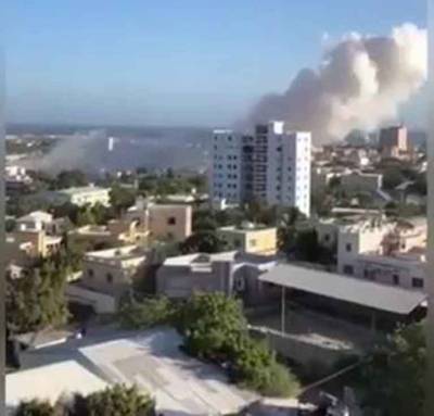 Террористы атаковали столицу Сомали, захватив гостиницу с генералами