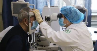 Коронавирус может вызывать слепоту: обнаружено новое осложнение