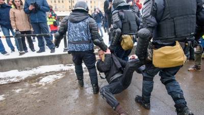 Глава Союза журналистов просит разобраться с нарушениями на митингах