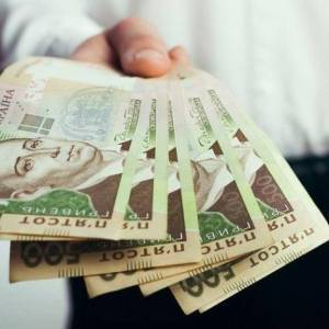 Запорожцы получат 10 млн грн адресной денежной помощи