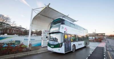 В Шотландии запустили первые в мире двухэтажные автобусы на водороде (ФОТО, ВИДЕО)