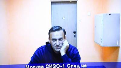 Рассмотрение дела Навального перенесено в здание Мосгорсуда