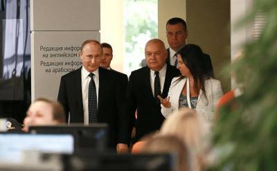 Появление фильма о «дворце Путина» в Геленджике на «России 1» объяснил Киселев
