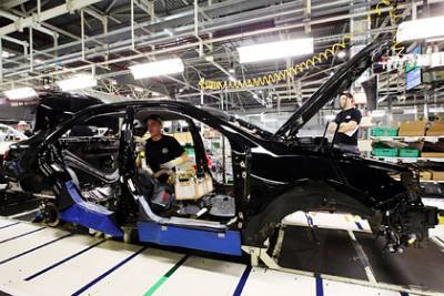 Производители подняли цены на машины в России