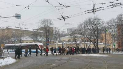 "Прогрессирующий пшик": Лурье о попытке ФБК устроить новые митинги в России