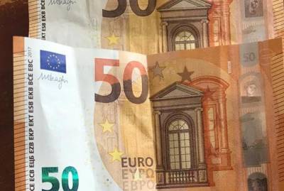 Курс валют на сегодня: доллар упал, евро рухнул