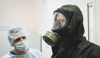 Медикам из силовых структур, лечащим коронавирус, выплатят по 68,8 тысяч рублей