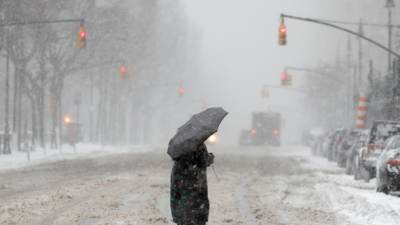 США накрыл мощный шторм: в Нью-Йорке объявили чрезвычайное положение