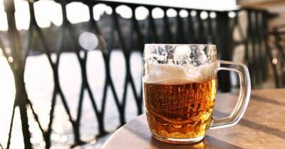 Беспрецедентное падение: немцы стали покупать гораздо меньше пива из-за пандемии коронавируса