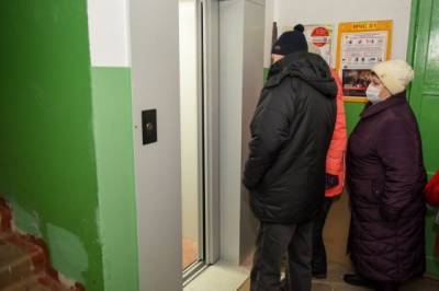 В России в этом году может появиться стандарт по обеззараживанию лифтов
