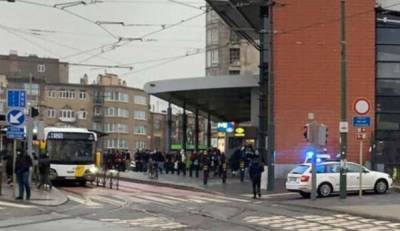 СМИ: неизвестный напал с ножом на пассажиров метро в Брюсселе