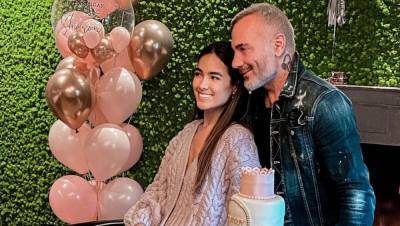 Большой торт и розовые шарики: Джанлука Вакки поздравил любимую с 26-летием