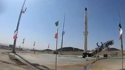 В Иране запустили новую ракету-носитель на твердом топливе
