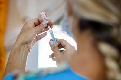 Мадуро заявил о стопроцентной эффективности вакцины "Спутник V"