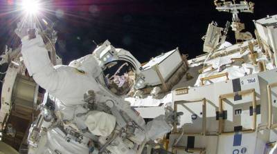Астронавты NASA установили новые батареи на поверхности МКС