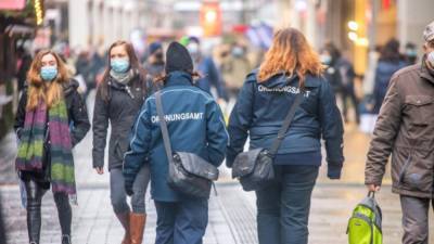 Нижняя Саксония: 17-летняя девушка не надела маску и получила необычный штраф