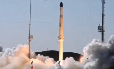Минобороны Ирана провело испытания новейшей ракеты-носителя «Зульджанах»