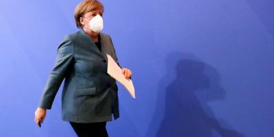 Германия до конца лета сможет предложить вакцину от коронавируса каждому немцу — Меркель